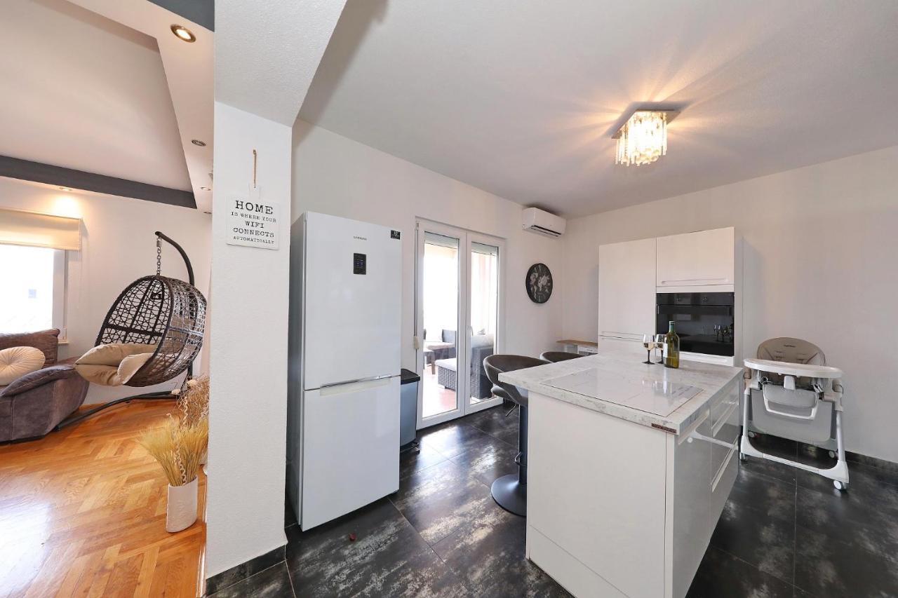 Apartman Nika Sa Jacuzzijem Zadar Luaran gambar